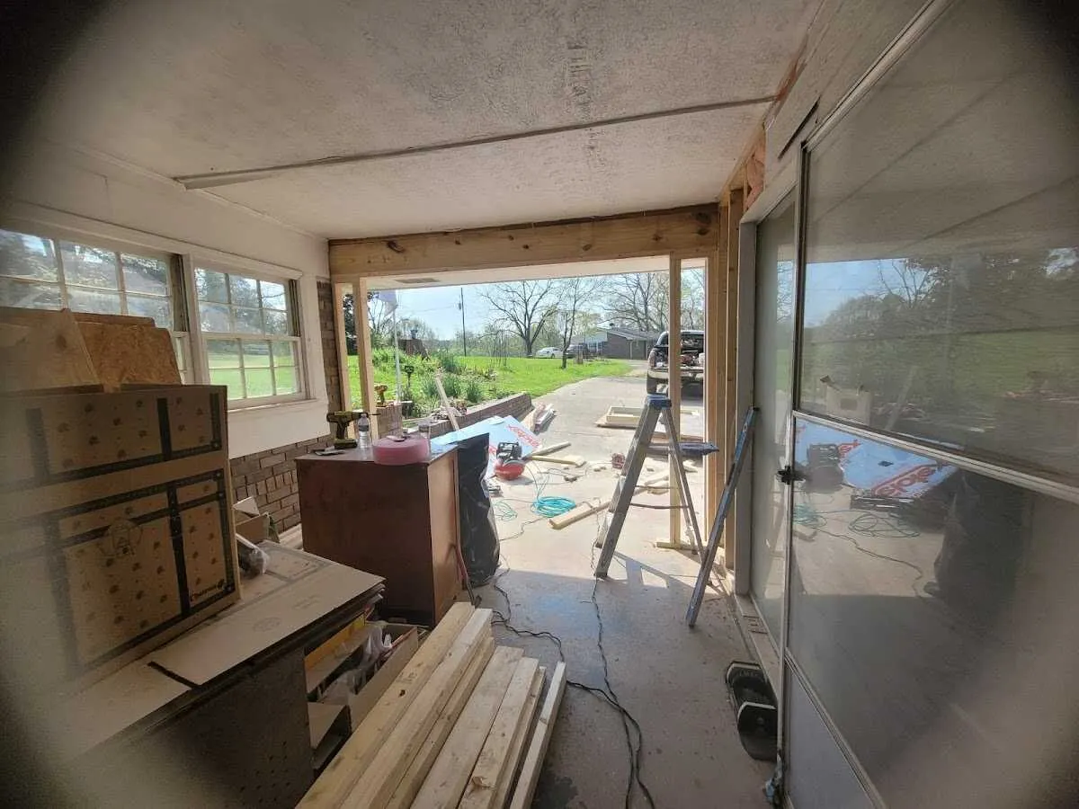 Air movers and dehumidifier for Drying & Dehumidification in Wildewood